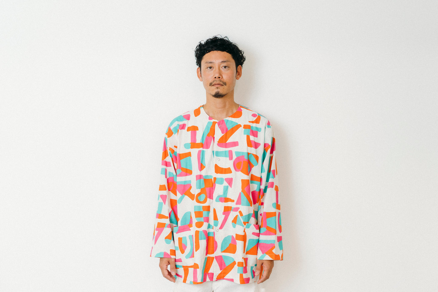 SHIRT 〈hiragana〉