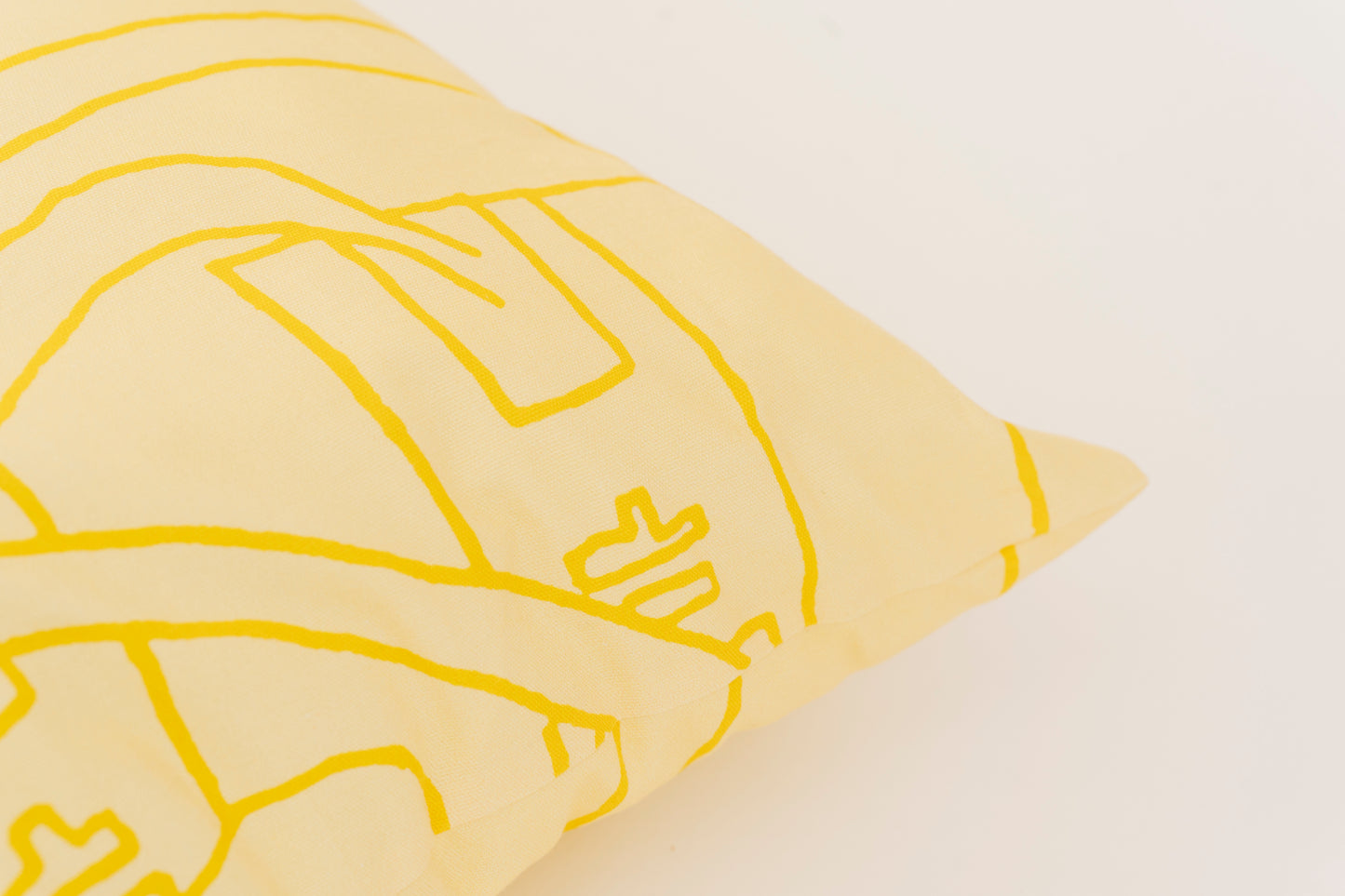 CUSHION〈 post 〉yellow