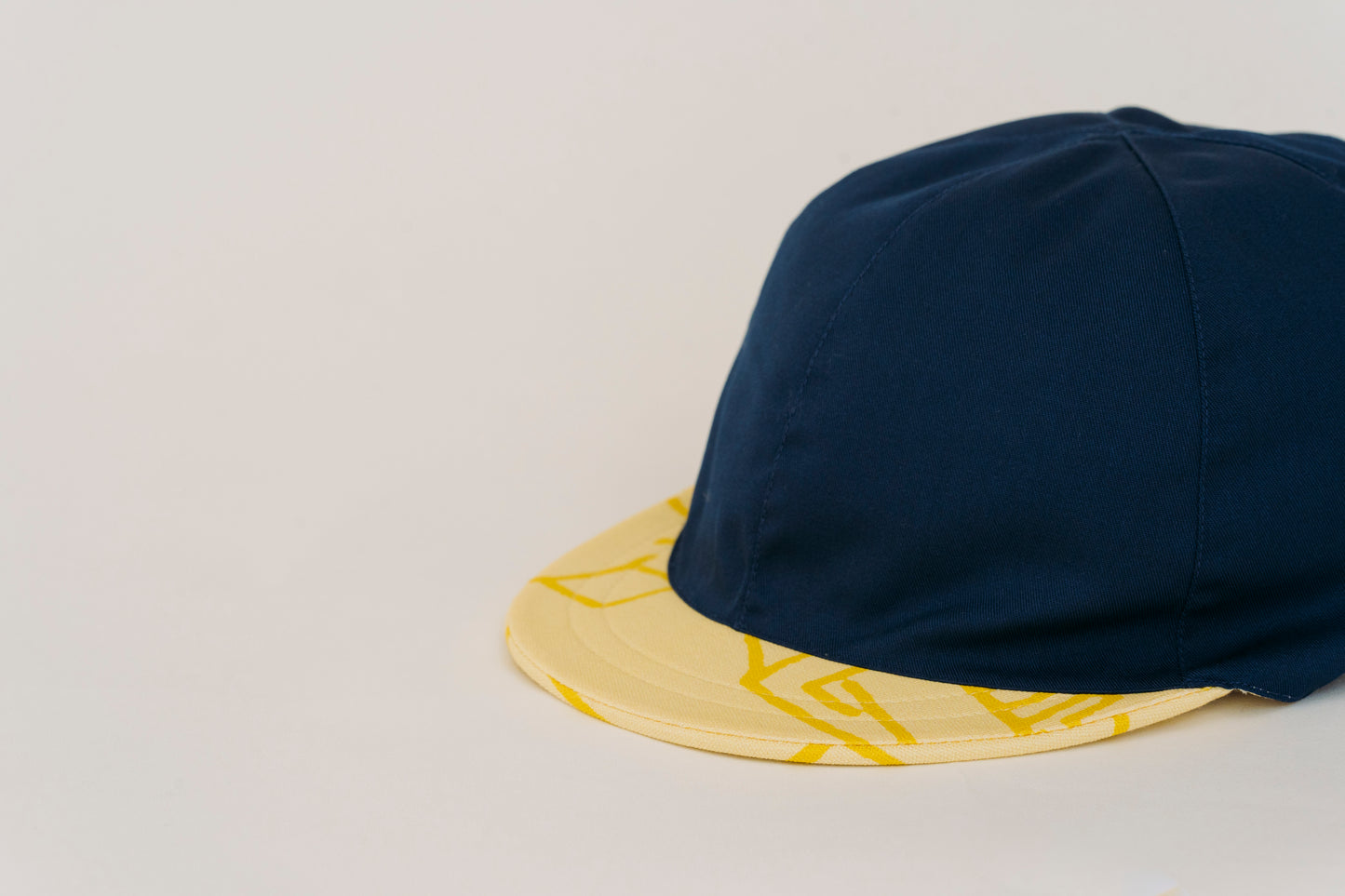 CAP 〈 post 〉yellow